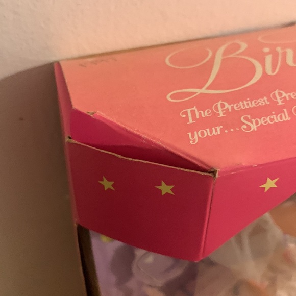 1996 birthday Barbie - Picture 10 of 11